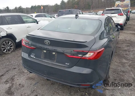 2025 Toyota Camry Se z USA, uszkodzony, nr VIN 4T1DBADK1SU506330